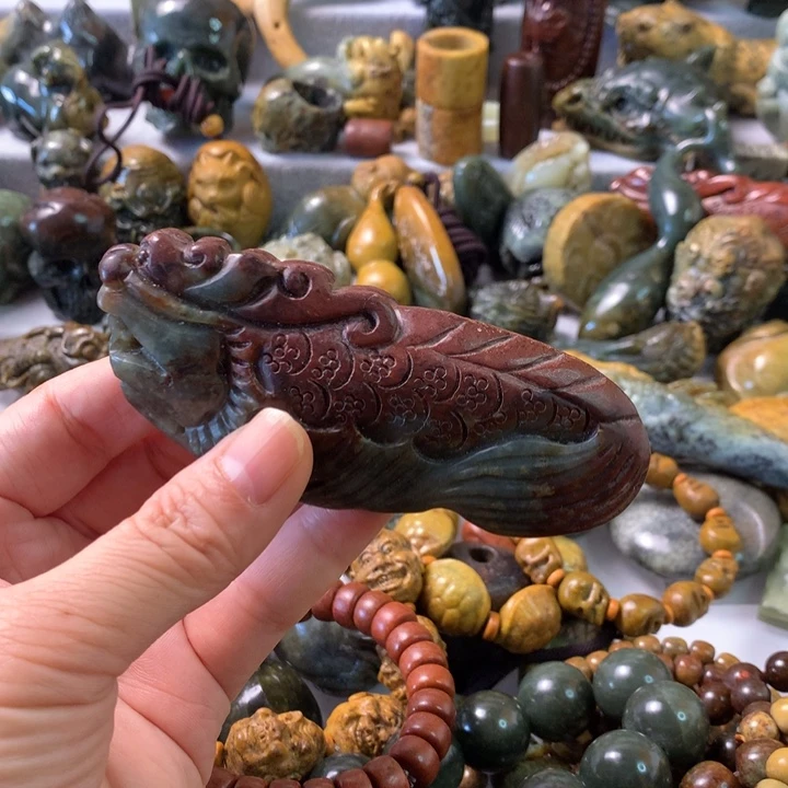 未镶嵌岫岩河磨玉（透闪石质玉）笔搁