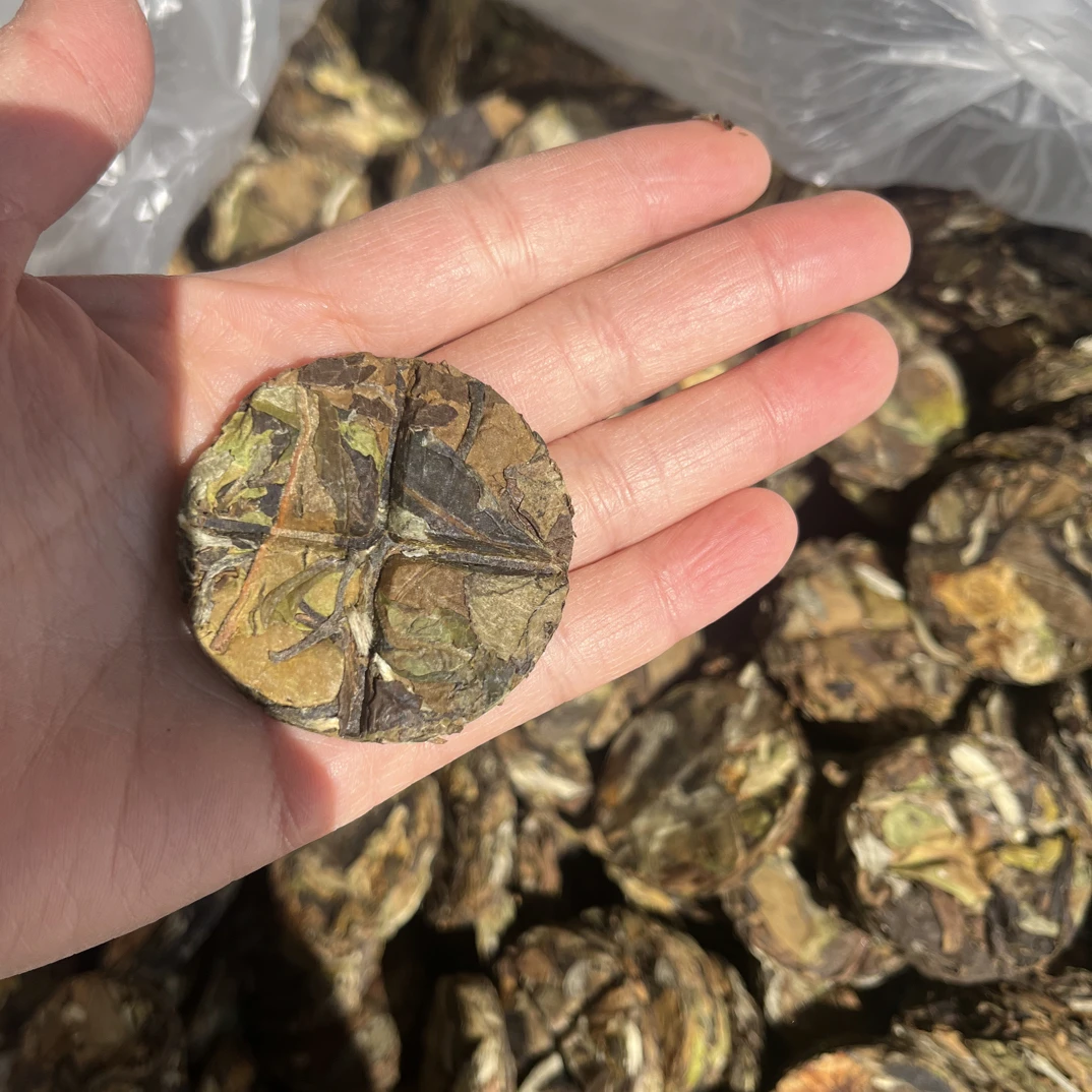 2025古树白茶小圆饼（寿眉）