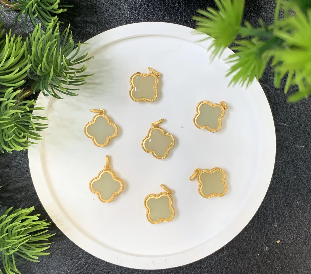 和田玉白四叶草/多样性发其一CP