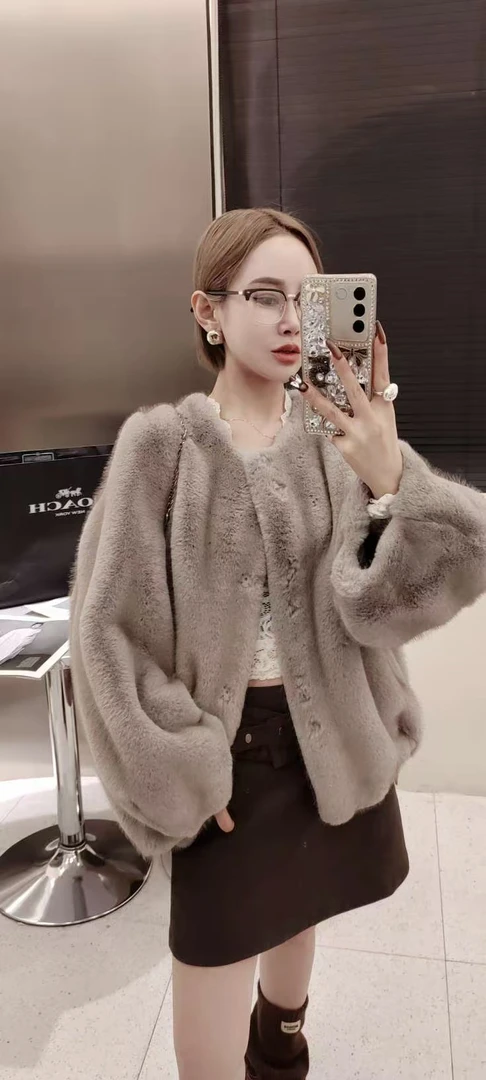 李园家1号店-6887-高级感气质一体绒外套