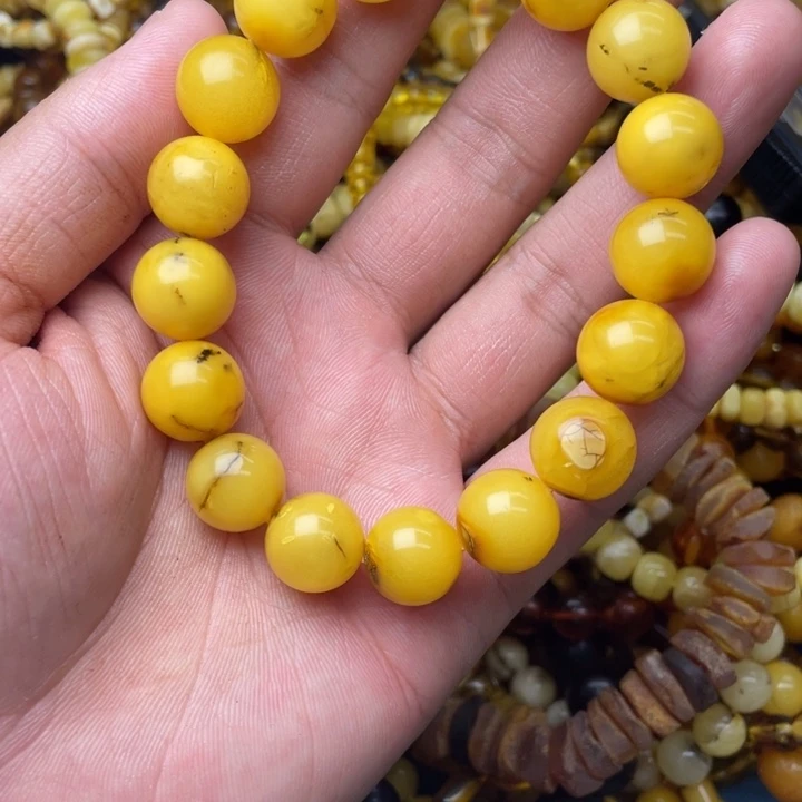 琥珀未镶嵌珠宝奇石