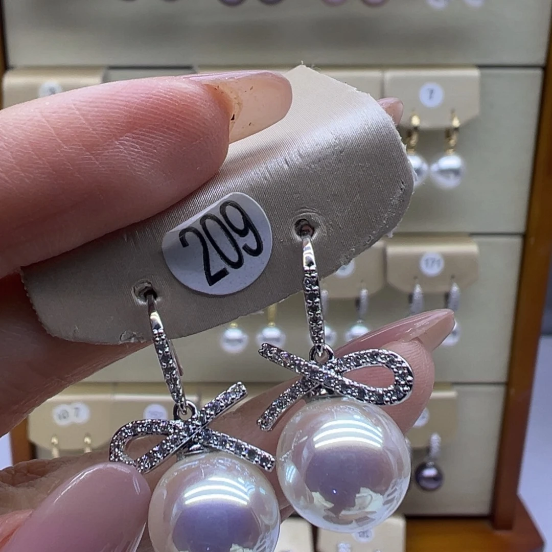 耳饰未镶嵌淡水珍珠