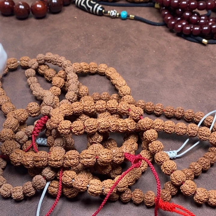 海***）金刚菩提吊坠老树王手持