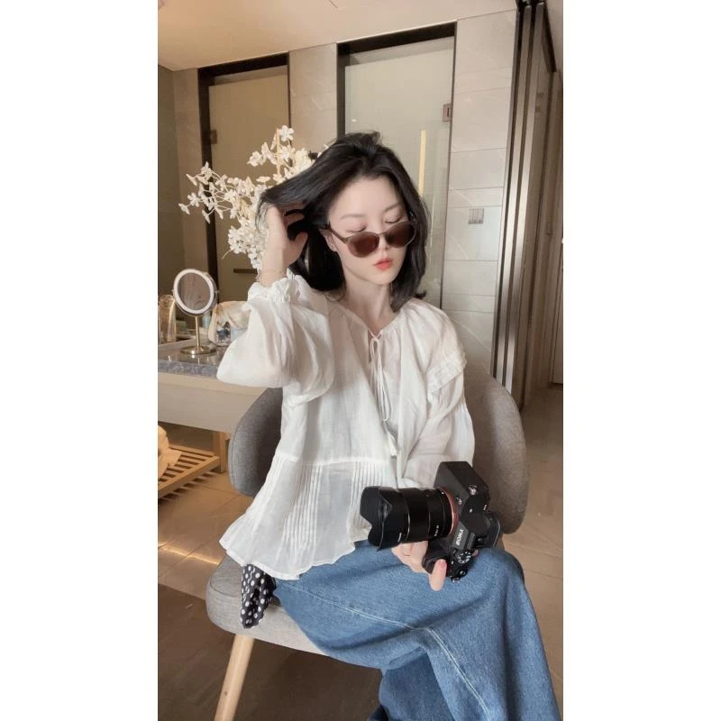 【悦悦专属】法式领口镂空系带压绉纹理衬衣A210