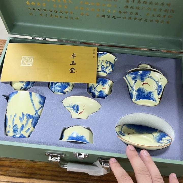 孤品茶具套装等。