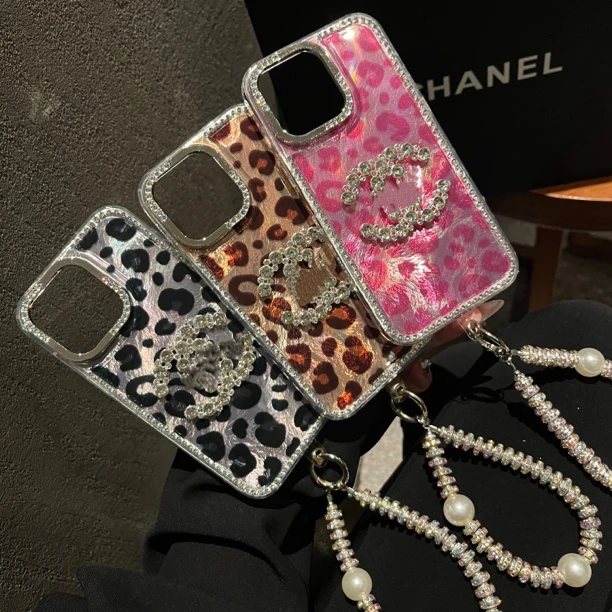 轻奢复古极光豹纹闪钻边全包手机壳适用苹果16promax/15/14/13