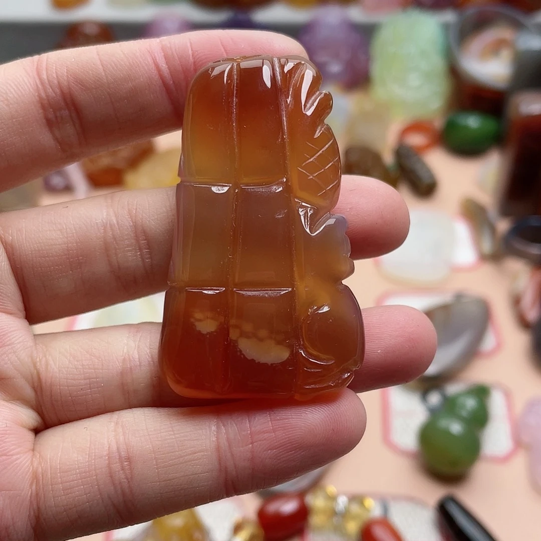 玛瑙/玉髓颈饰合金“****”