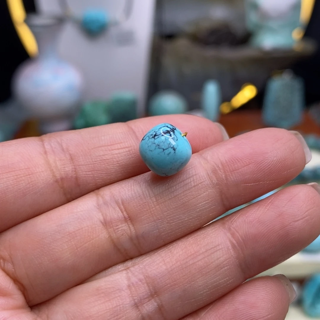 绿松石未镶嵌珠宝奇石9,3×8.6