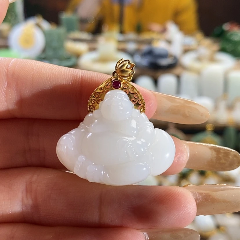 【闪购商品】和田玉吊坠18K金镶嵌d****u
