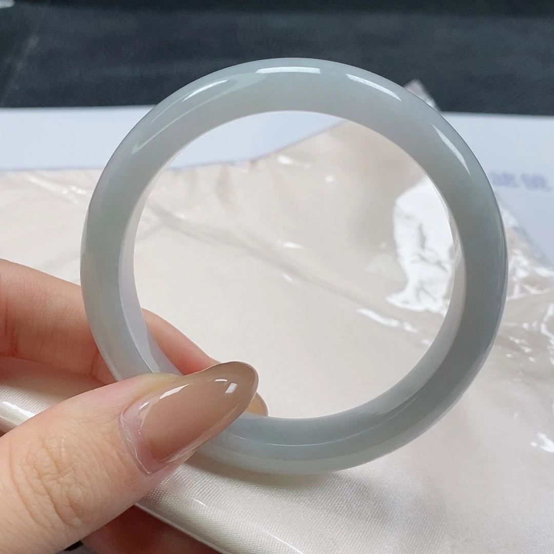 【闪购商品】翡翠手镯未镶嵌470号