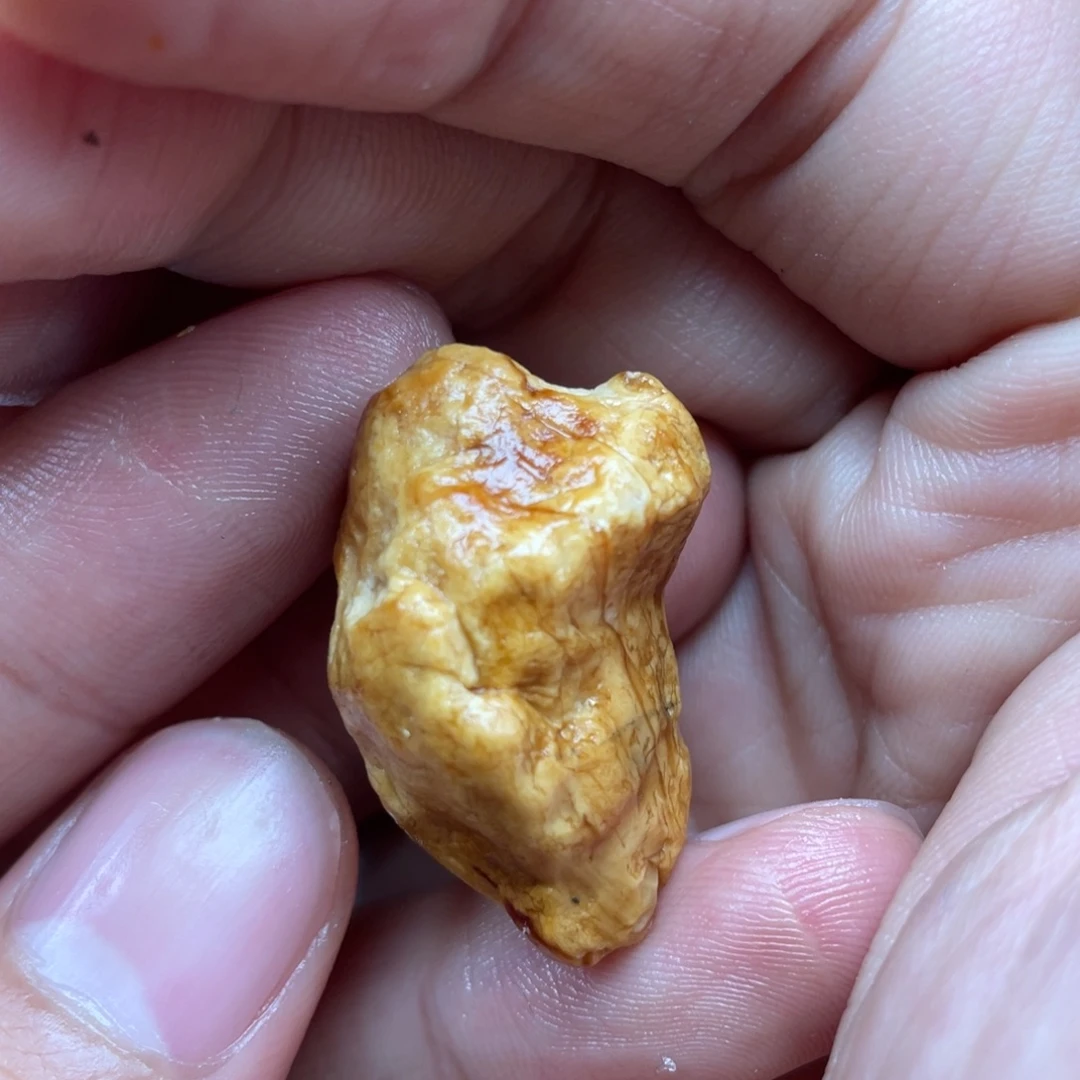 不***蛮定制琥珀未镶嵌天然蜜蜡