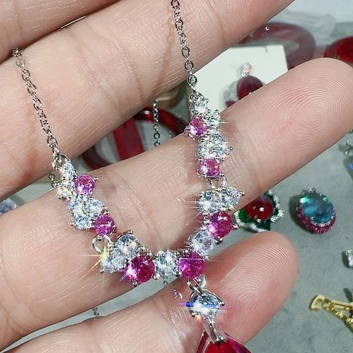 红宝石颈饰未镶嵌