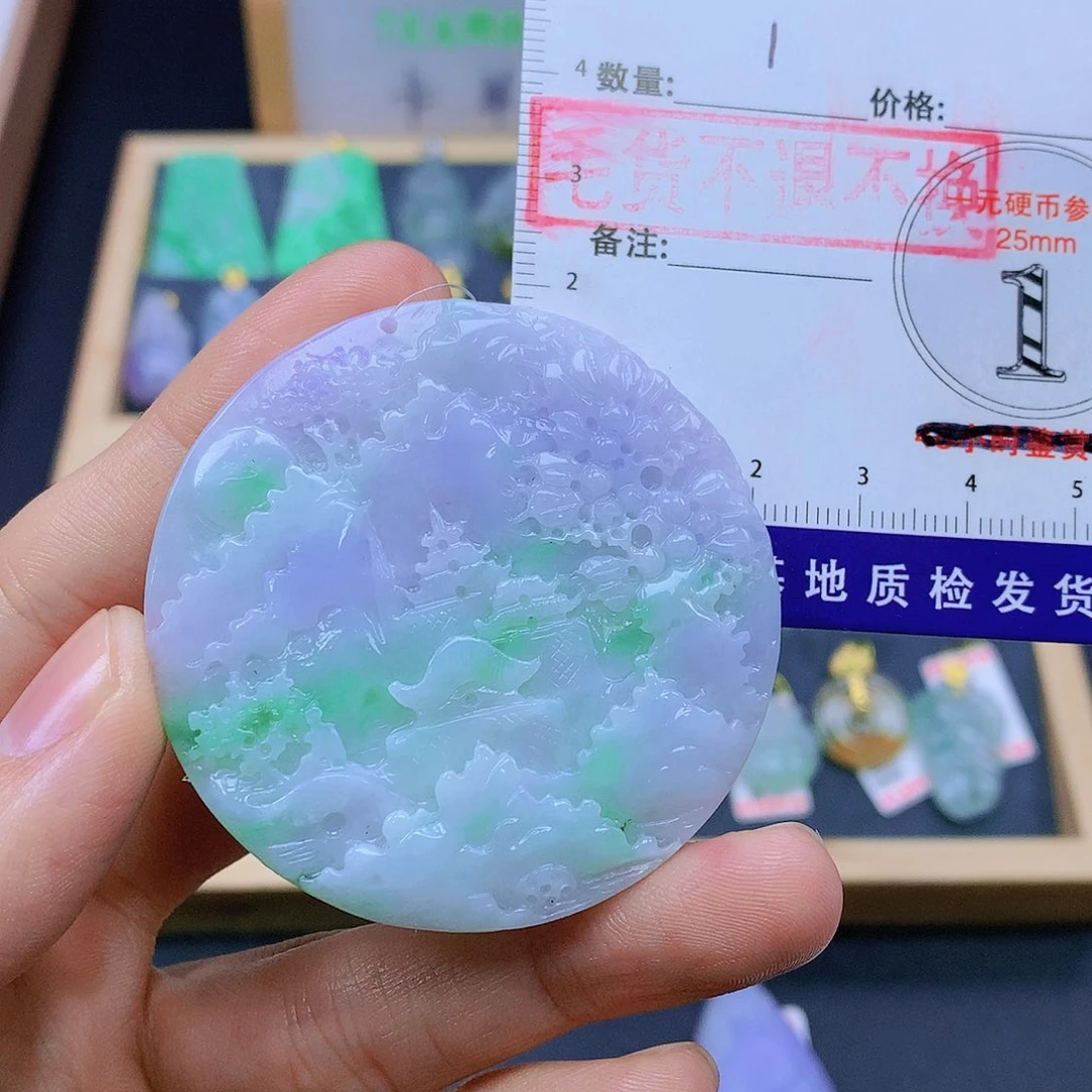 翡翠未镶嵌颈饰翡翠