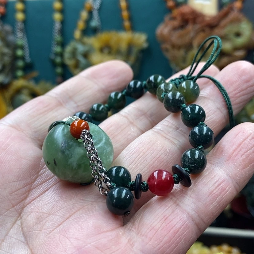 【闪购商品】蛇纹石玉未镶嵌手牌