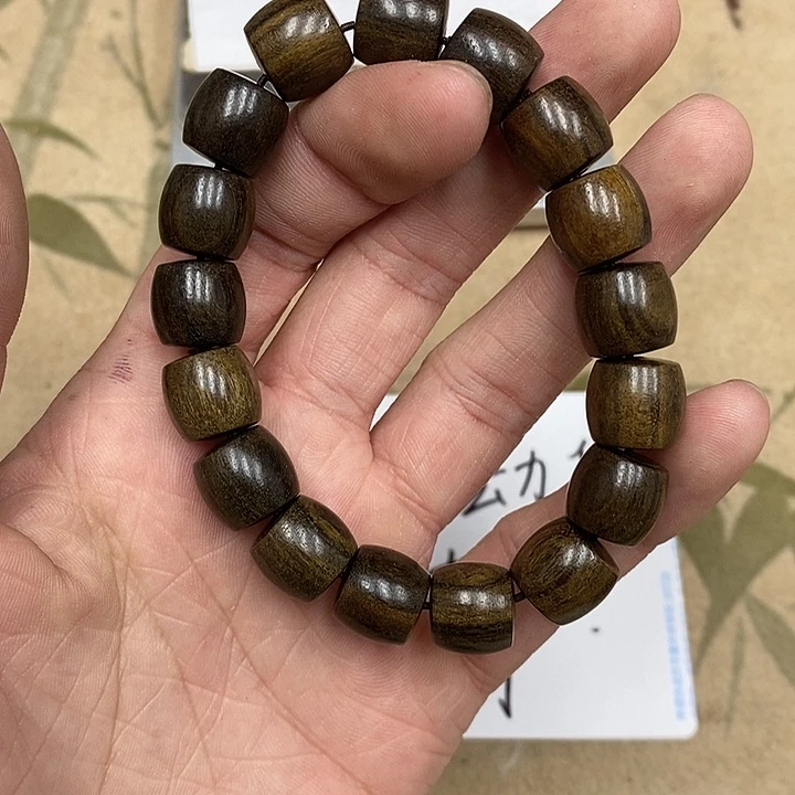沉香沉香香囊虫漏