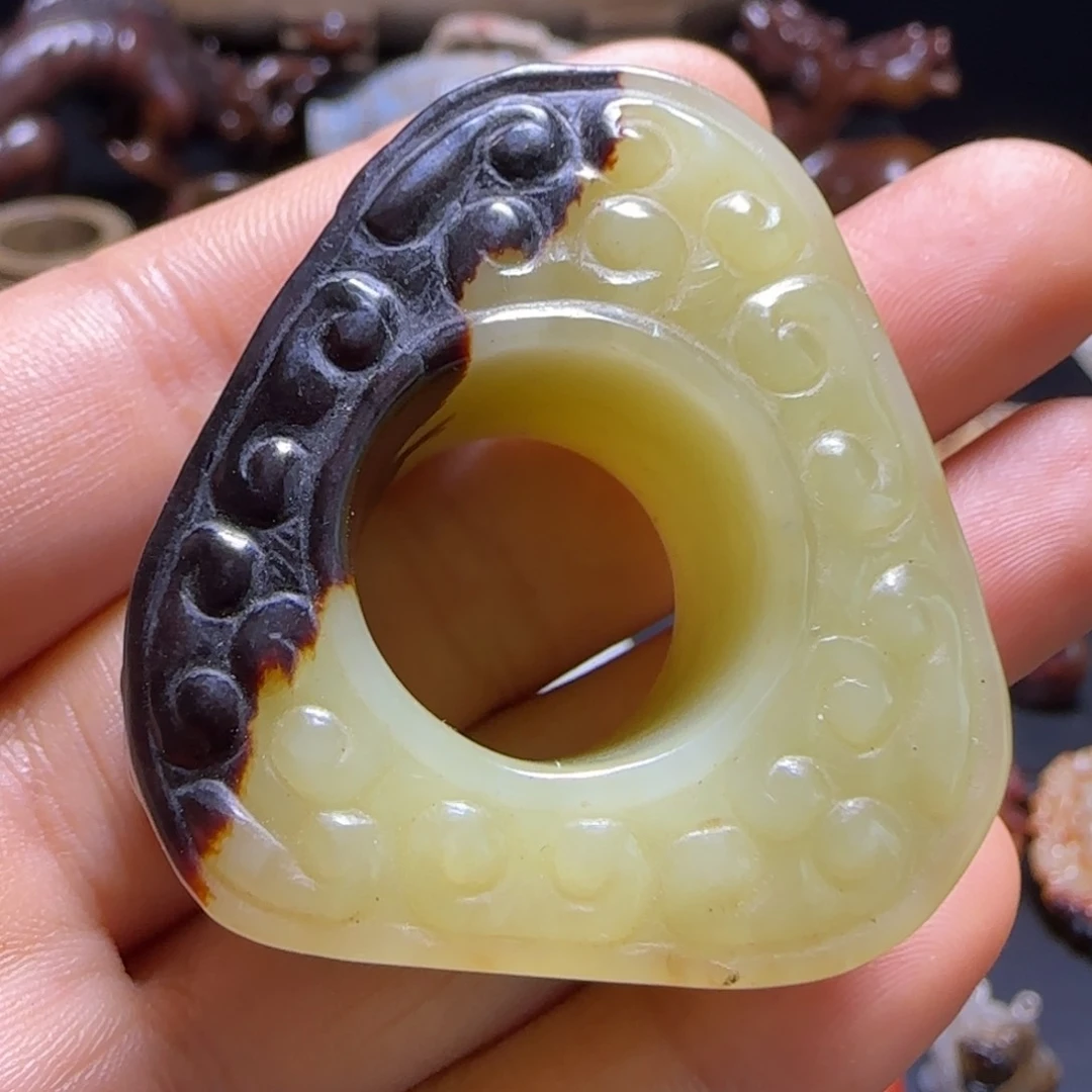 和田玉未镶嵌挂件