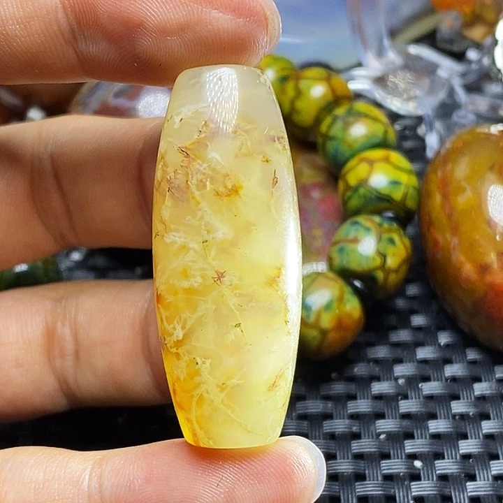 用***2玛瑙/玉髓未镶嵌颈饰