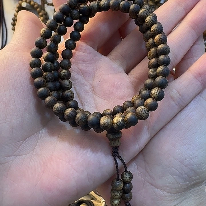 沉香木手串小***面沉香手串