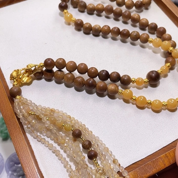 翡翠未镶嵌颈饰彦*翡翠吊坠