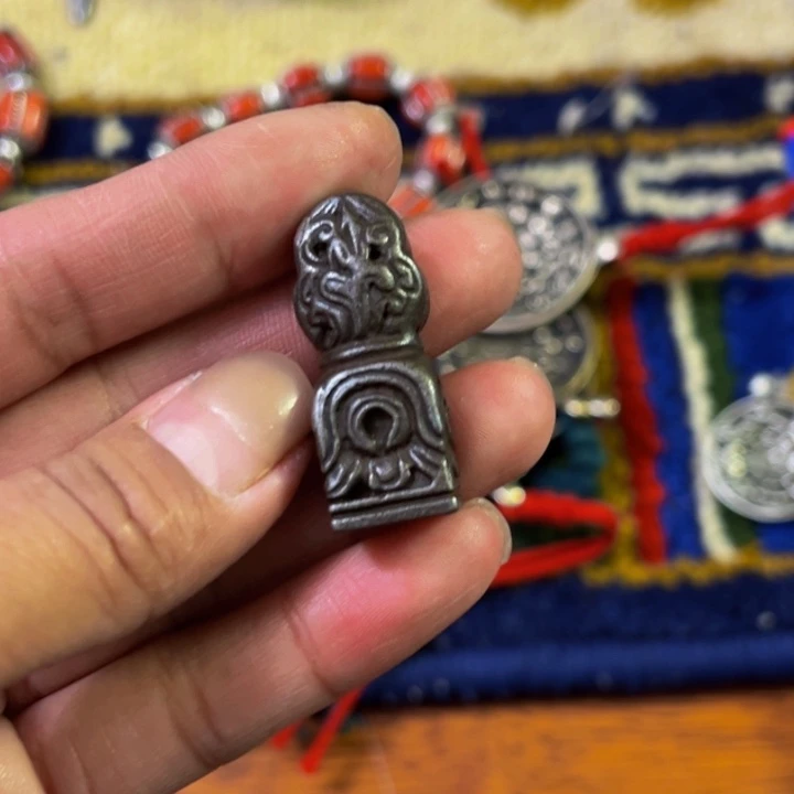 铜星月菩提吊坠项链