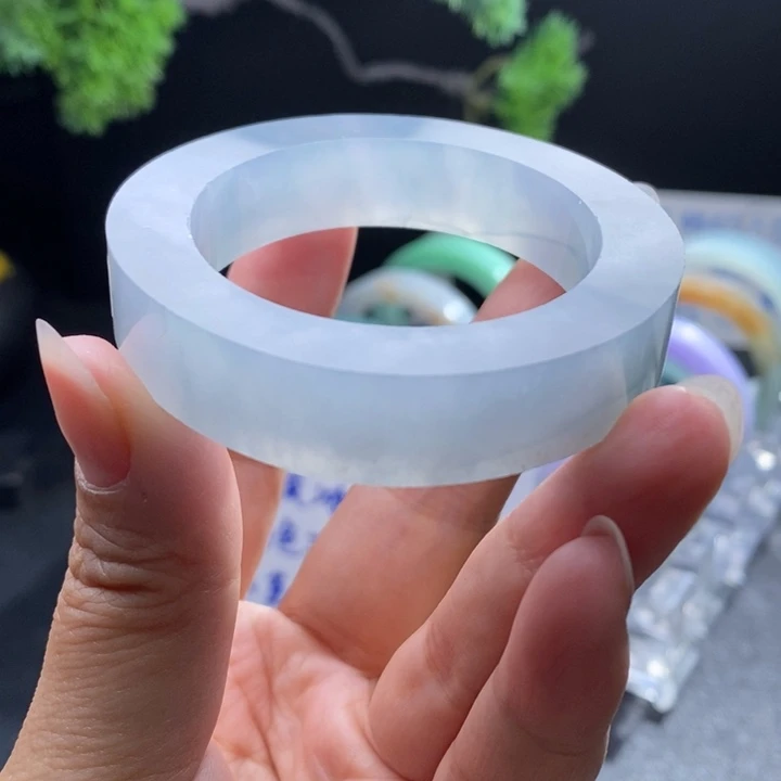 如***如定制翡翠未镶嵌翡翠手镯