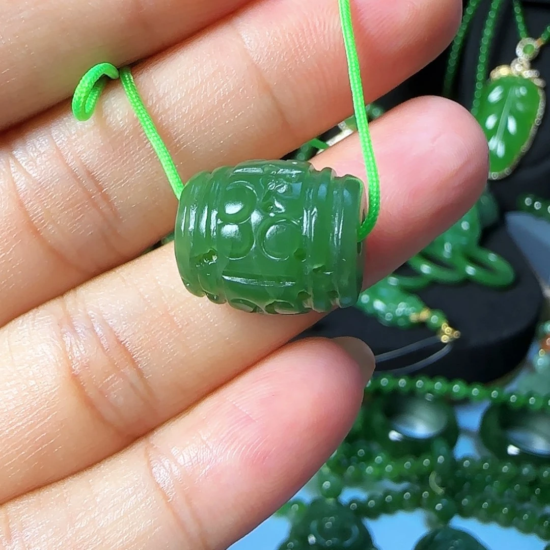 和田玉（碧玉）未镶嵌颈饰