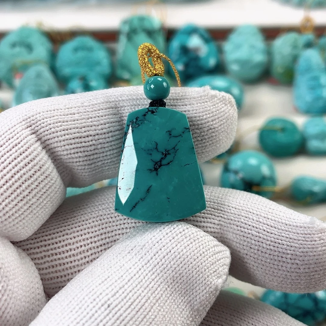 绿松石未镶嵌车挂