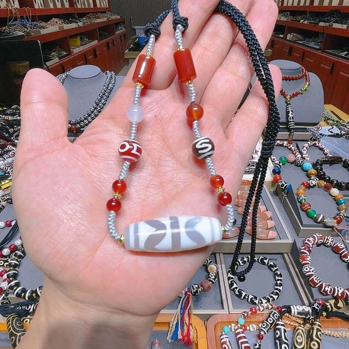 未镶嵌玛瑙/玉髓珠宝奇石