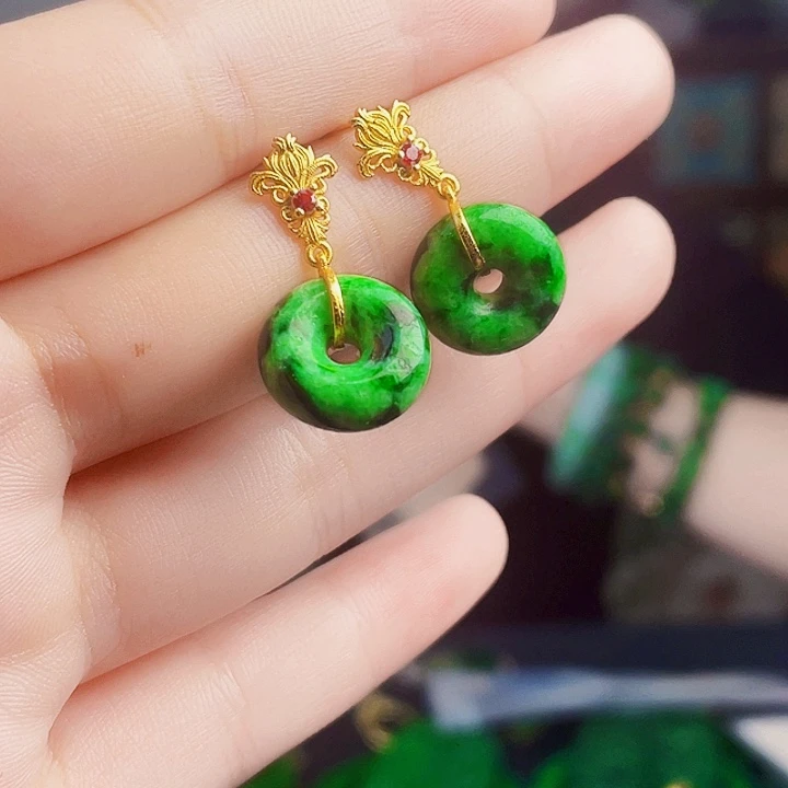 翡翠银S925镶嵌颈饰多样性