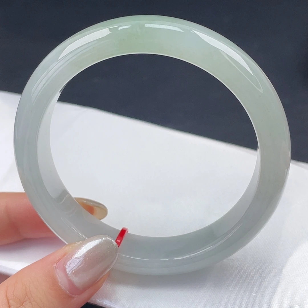 翡翠未镶嵌手镯60圈口