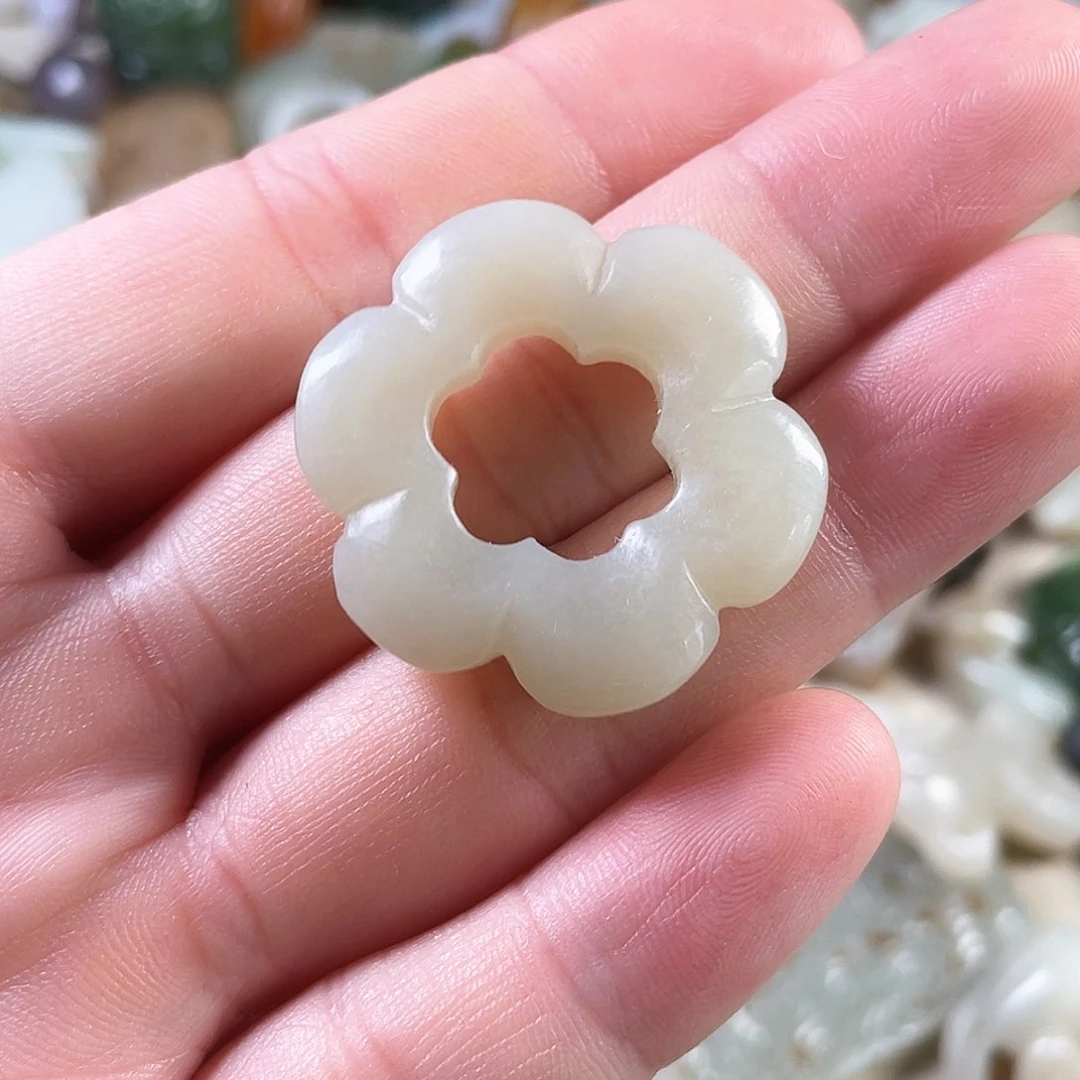 和田玉（糖玉）颈饰未镶嵌