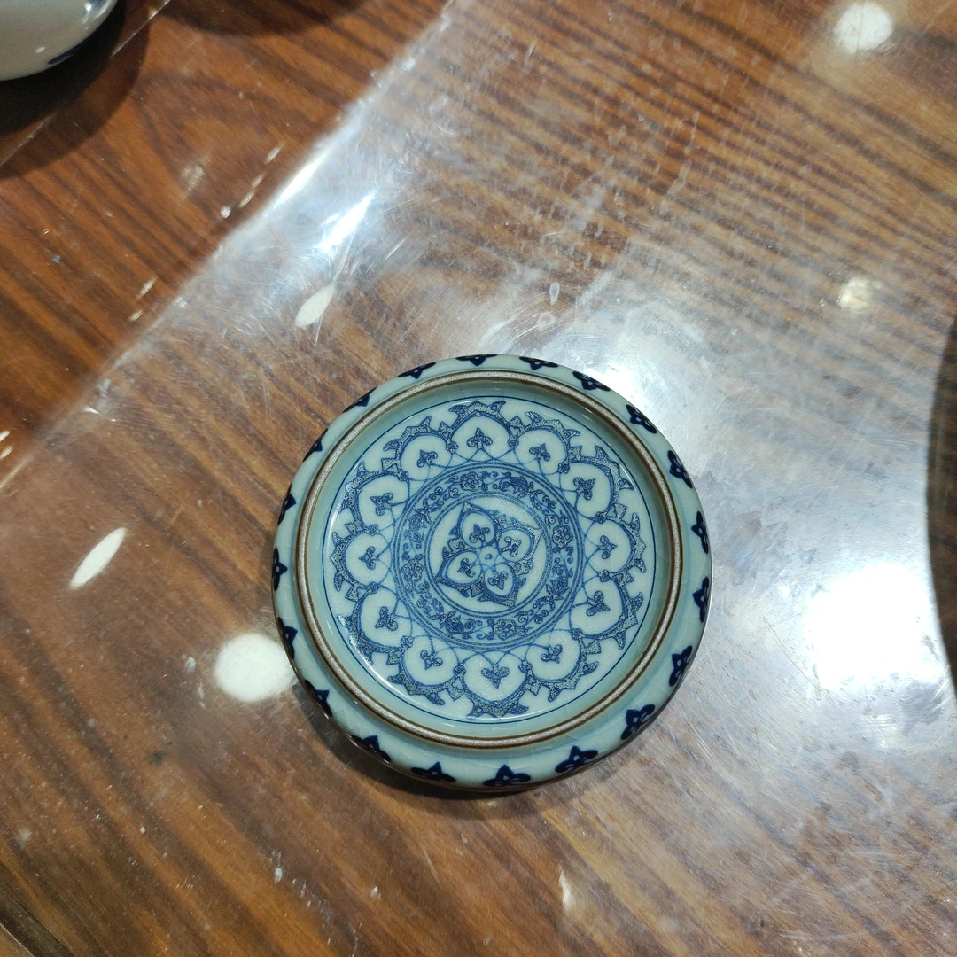 景德镇青花壶承满绘