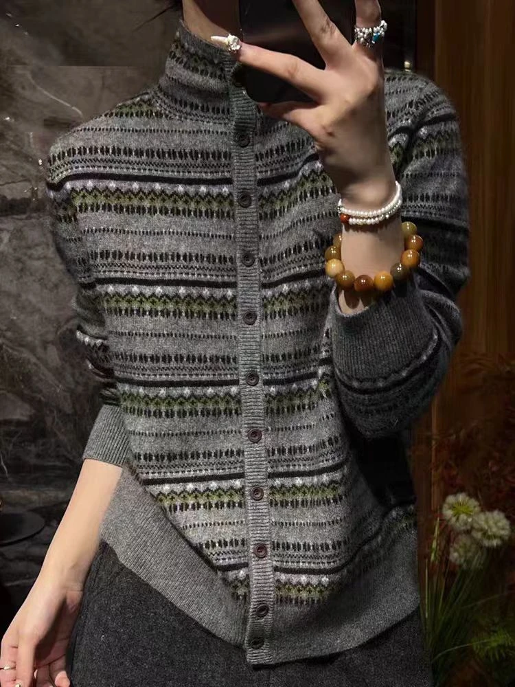 【灰色费尔岛】显白气质针织开衫女2025秋冬新款提花新年氛围感上衣