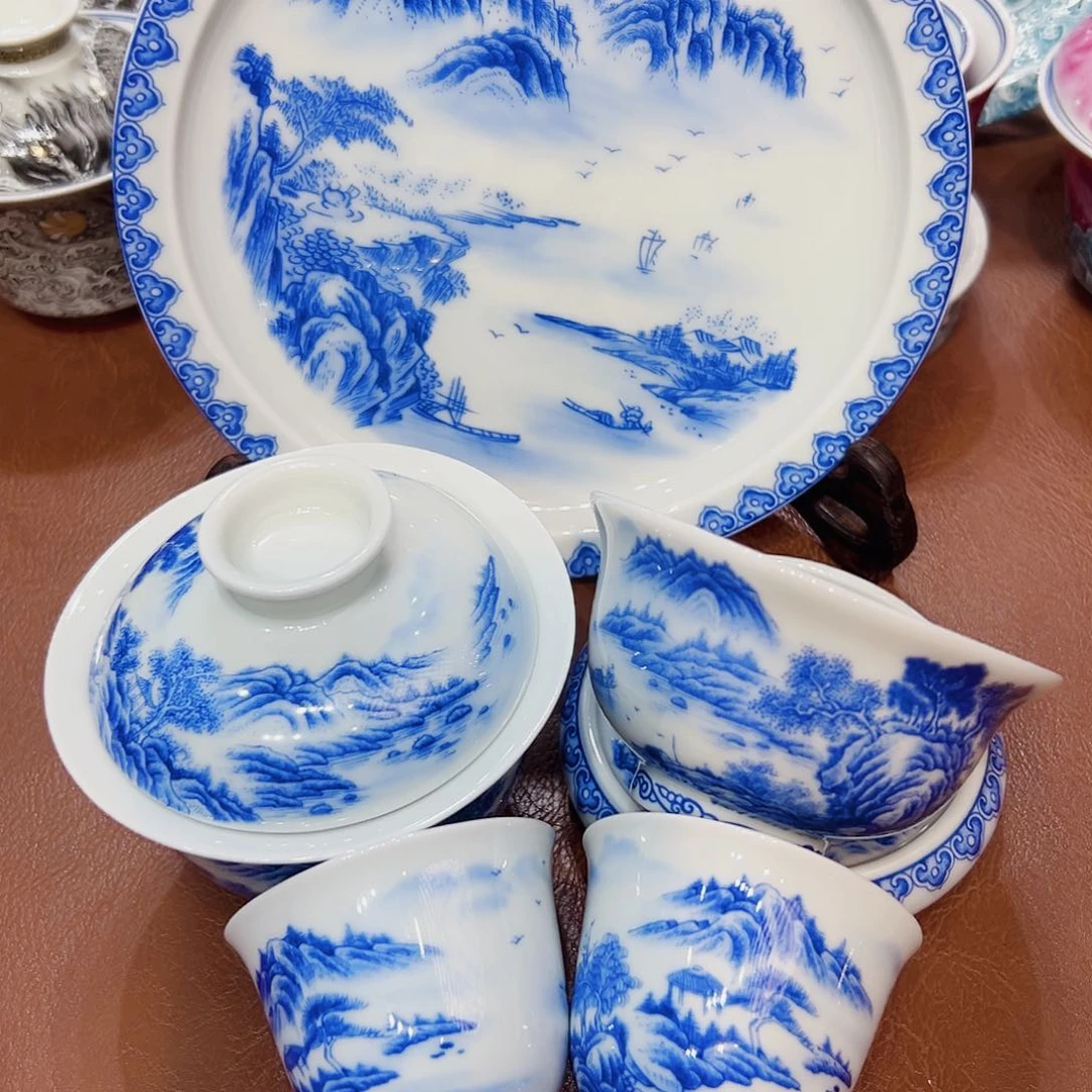 摆件景德镇陶瓷艺术展演区艺术展演