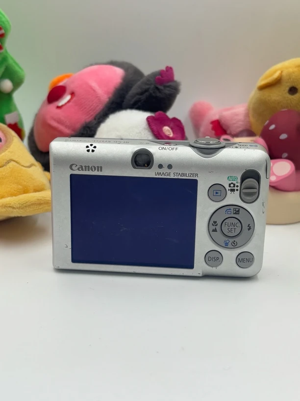 9新  Canon/佳能 IXUS95银色便携式复古数码相机CCD校园