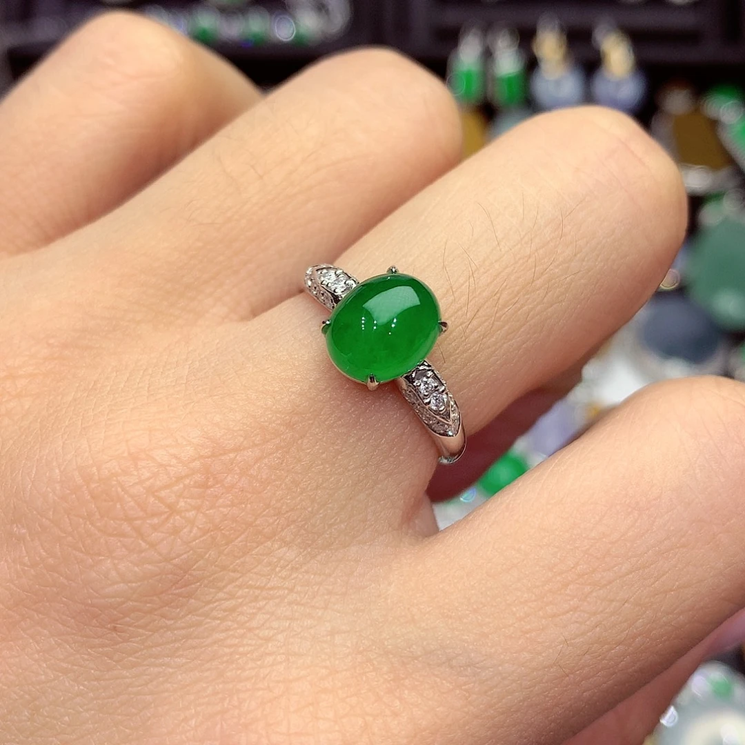 翡翠18K金镶嵌吊坠(赠链)