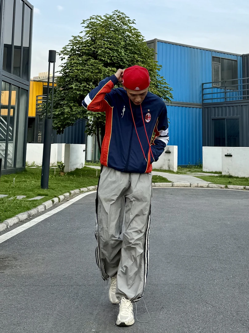 拉链外套双层设计足球训练服冲锋衣休闲时尚