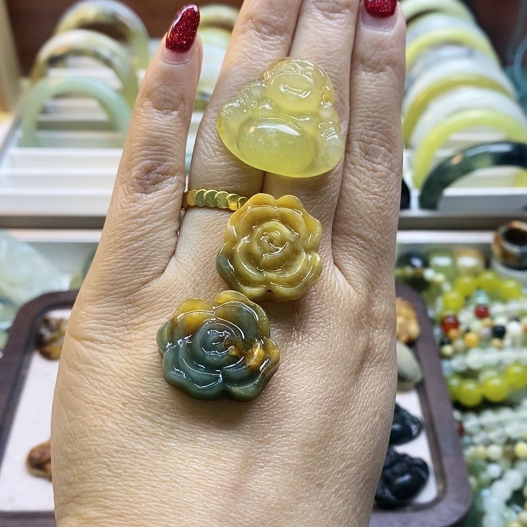 蛇纹石玉手镯未镶嵌夏****y