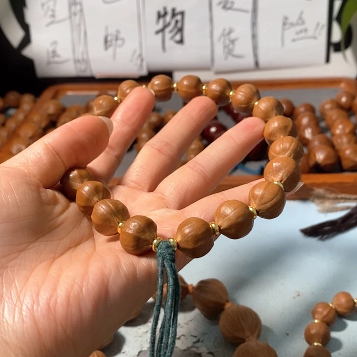 橄榄核手串三*垚2131精品小蒜头铁核18+2颗