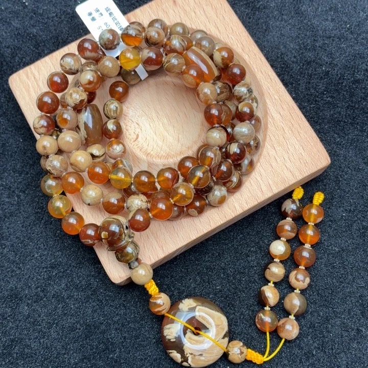 琥珀未镶嵌珠宝奇石8.5mm红蜜白妖花溶洞