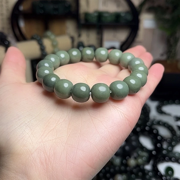 和田玉未镶嵌手串