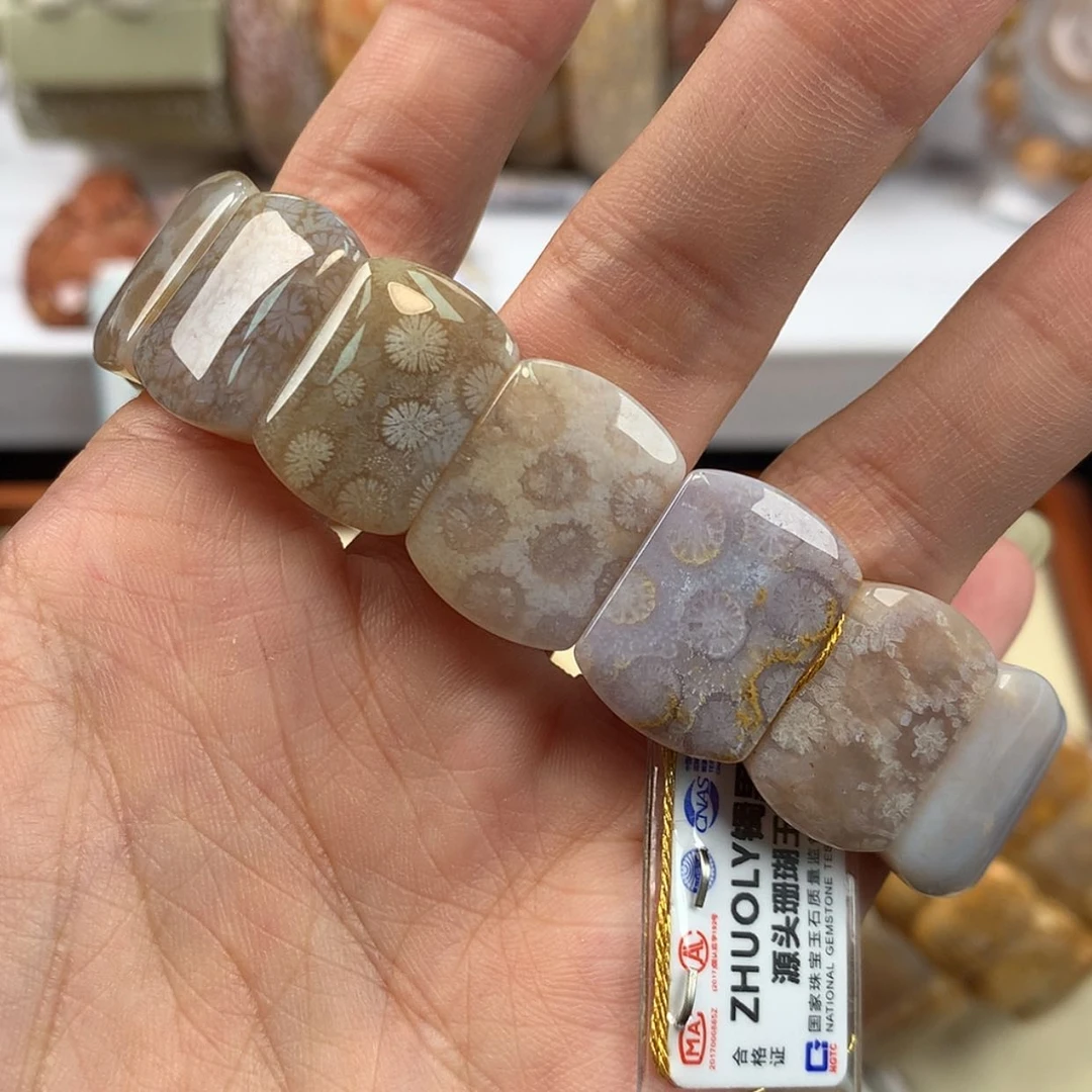 【闪购商品】硅化珊瑚（珊瑚玉）手镯未镶嵌彩花128漏68