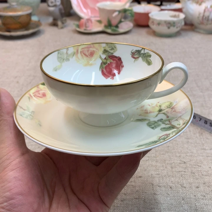 金瓷阁家的美丽瓷器