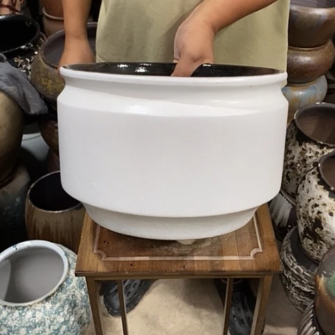 紫砂花盆口30高度20白色