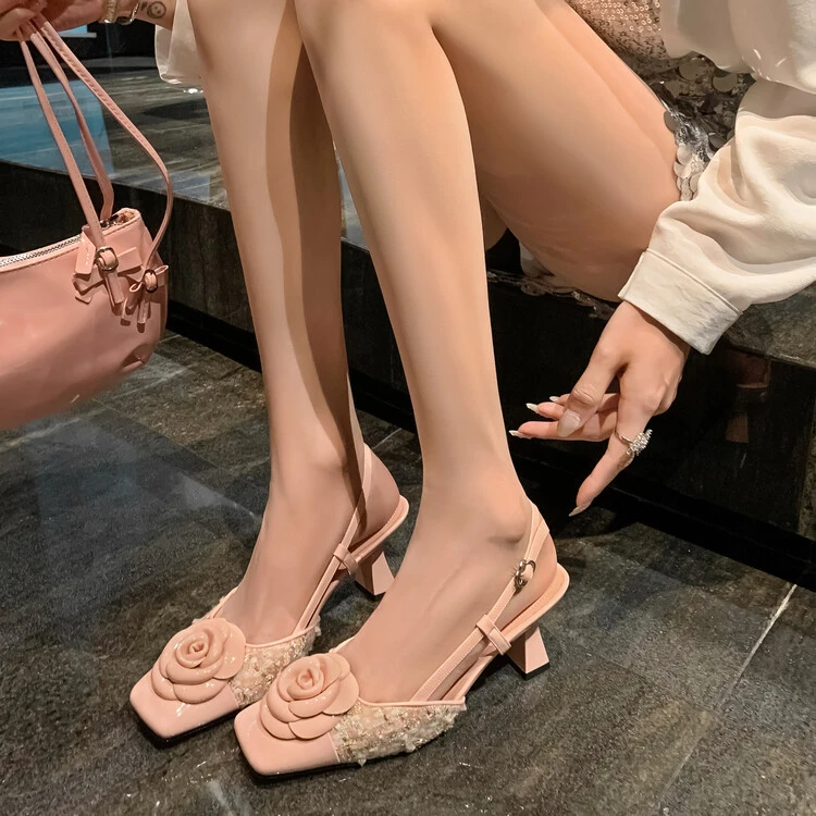 仙女风山茶花包头粗跟凉鞋女夏2025新款法式方头一字带后空高跟鞋