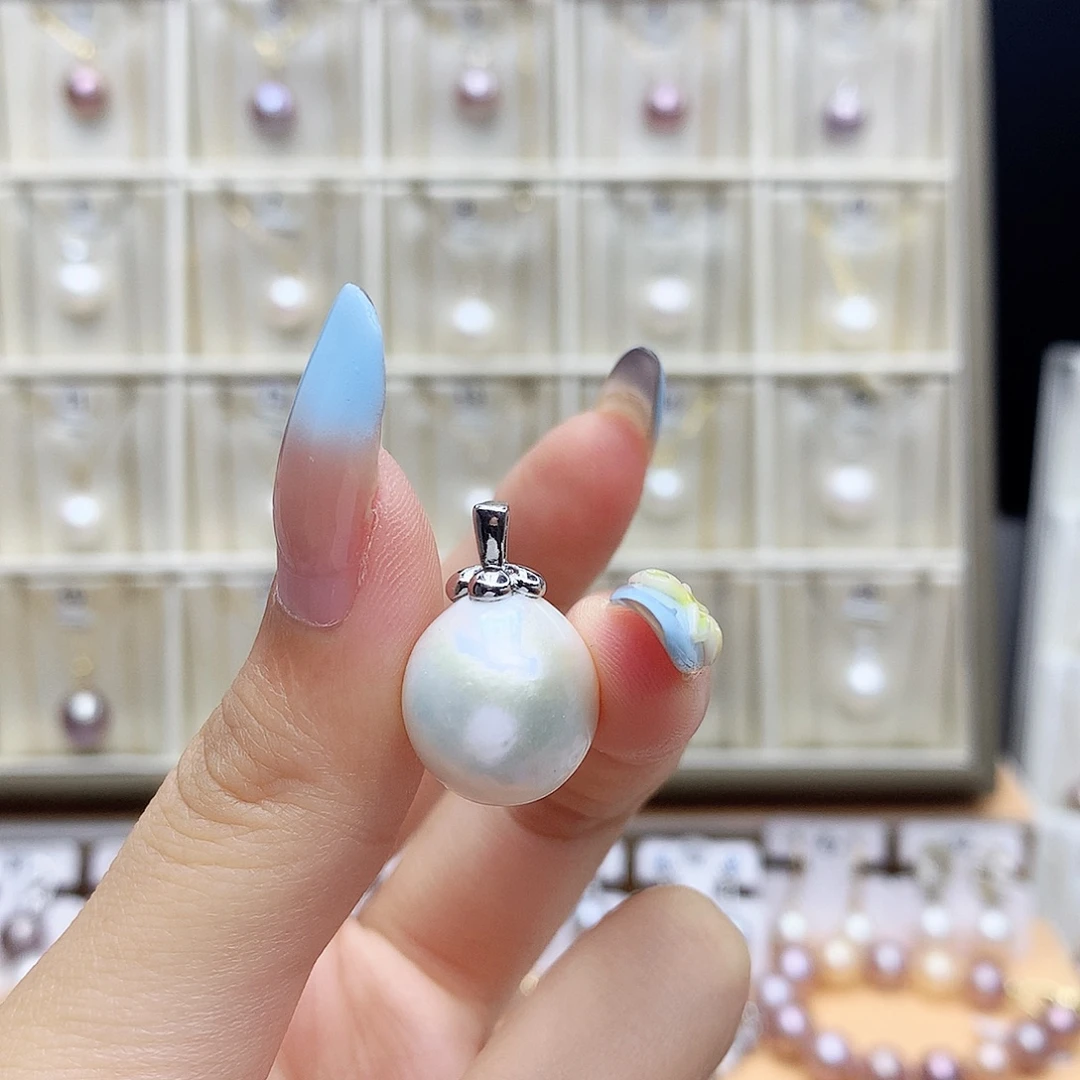淡水珍珠合金颈饰