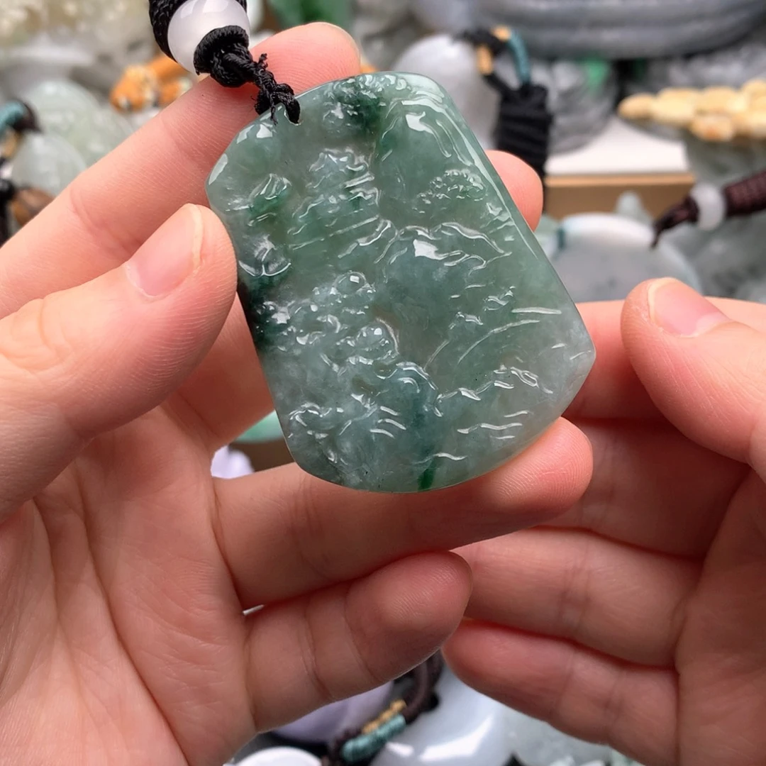 吊坠(不含链)未镶嵌翡翠