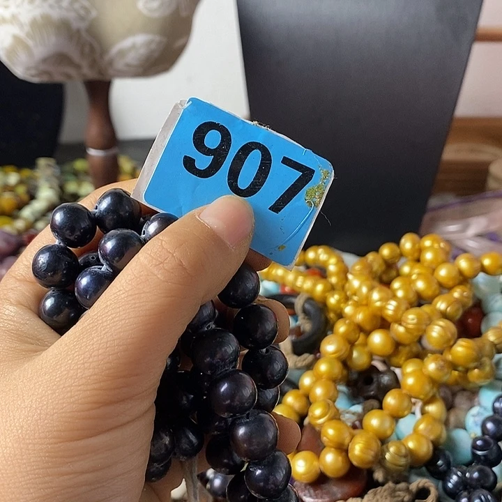 乐***乐玛瑙/玉髓颈饰未镶嵌