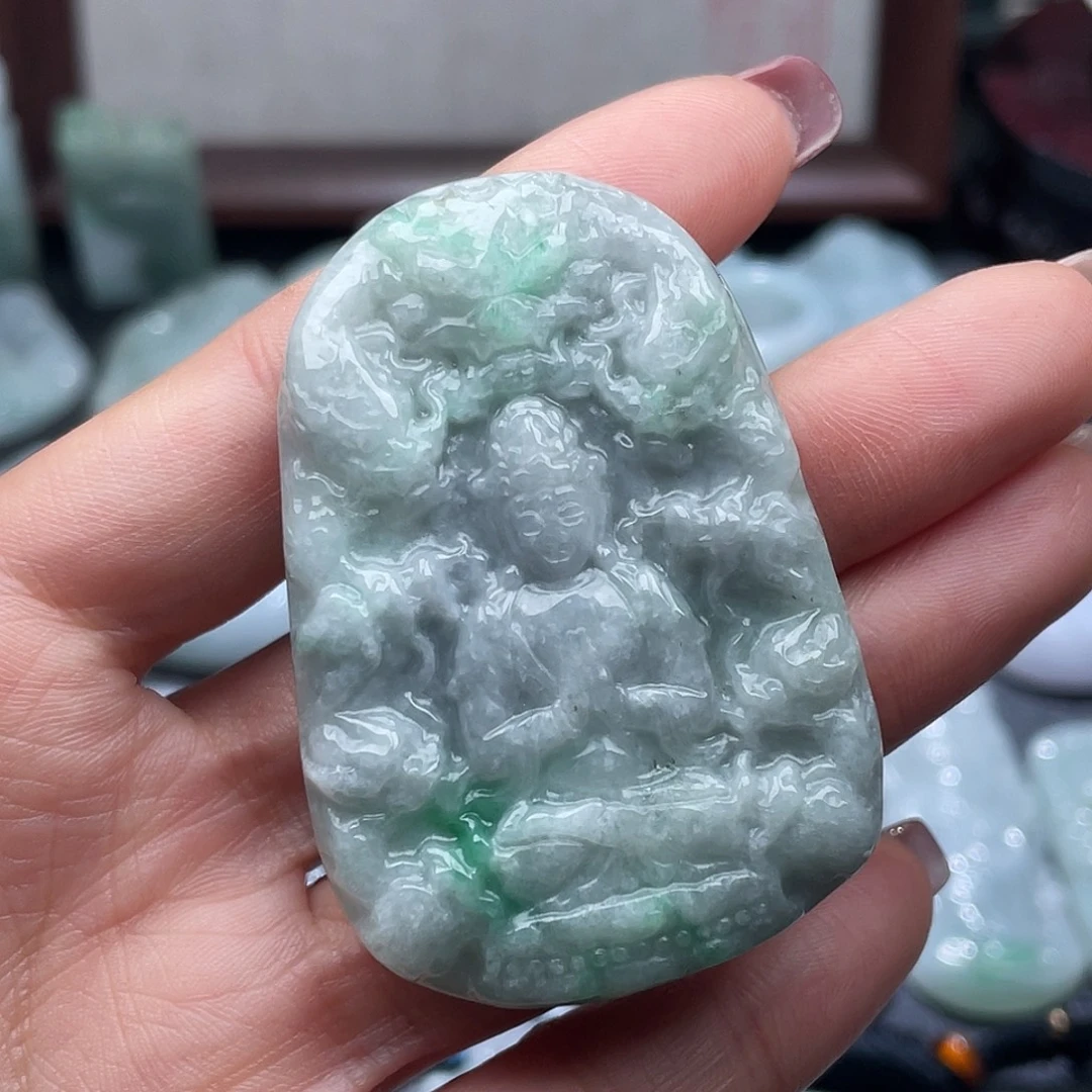 翡翠未镶嵌颈饰翡翠