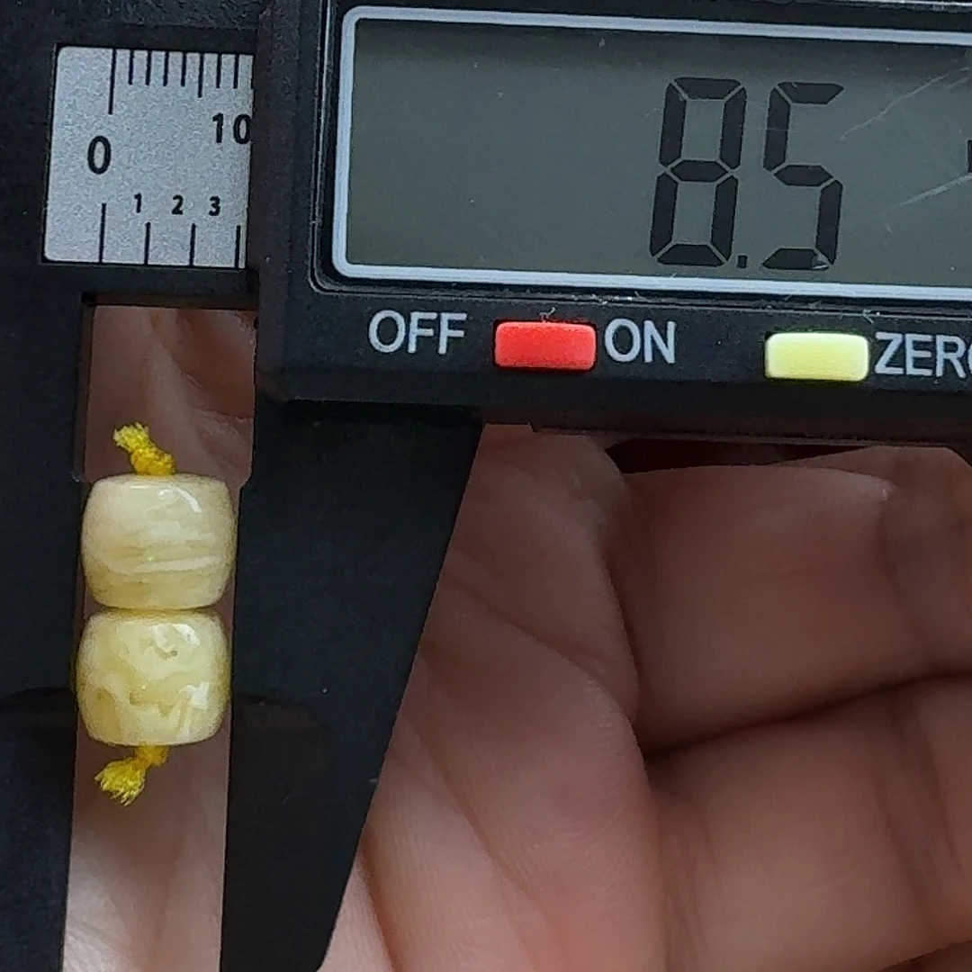 蜜蜡未镶嵌裸石13杂